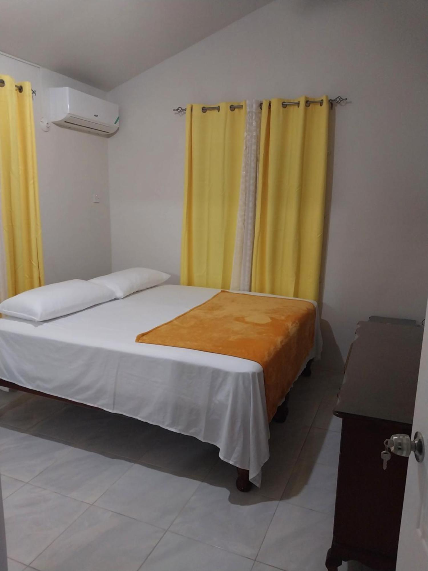 Debs Cozy Cove Villa ดิสคัฟเวอรีเบย์ ภายนอก รูปภาพ